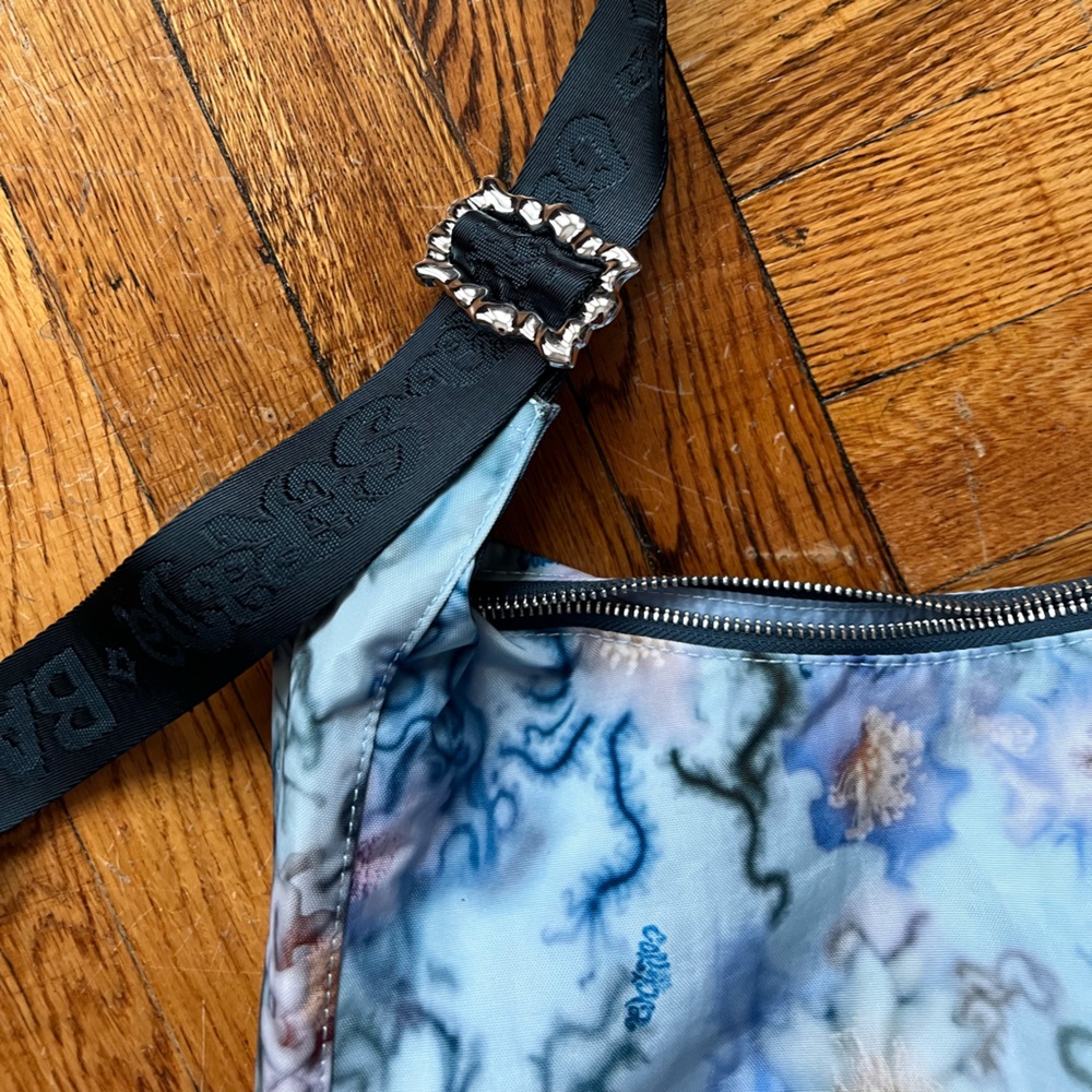 BAGGU x Collina Strada Medium Crescent Bag - Picture 3 of 3